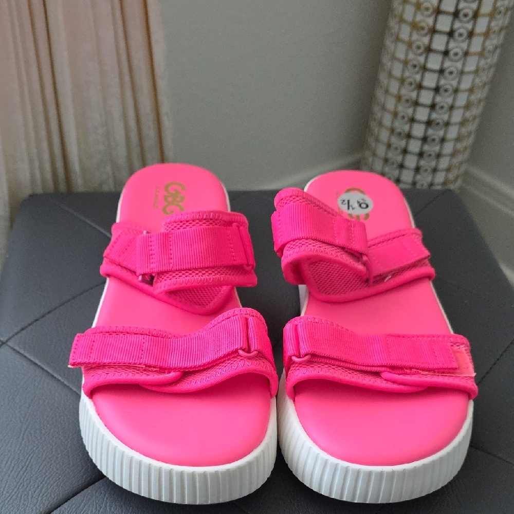 GBG Los Angeles Pink Sandals